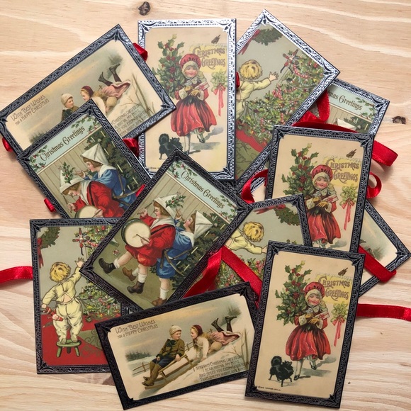 Vintage Christmas Garland - Picture 1 of 11